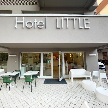 Hotel Little Rimini Bagian luar foto