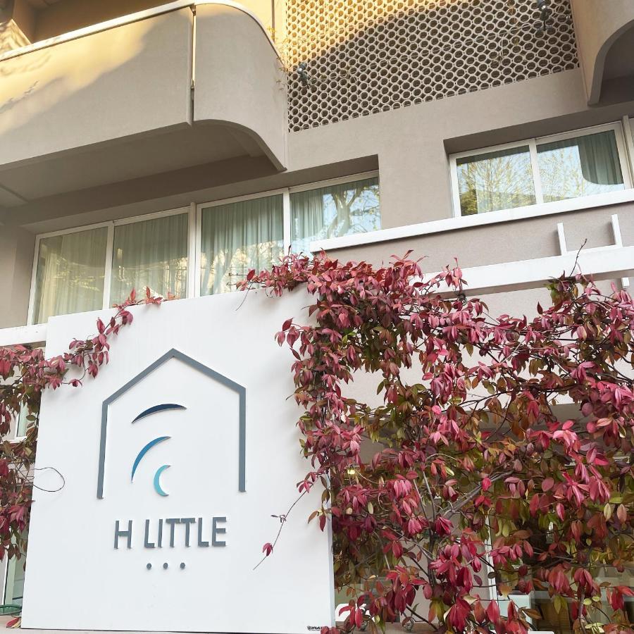 Hotel Little Rimini Bagian luar foto